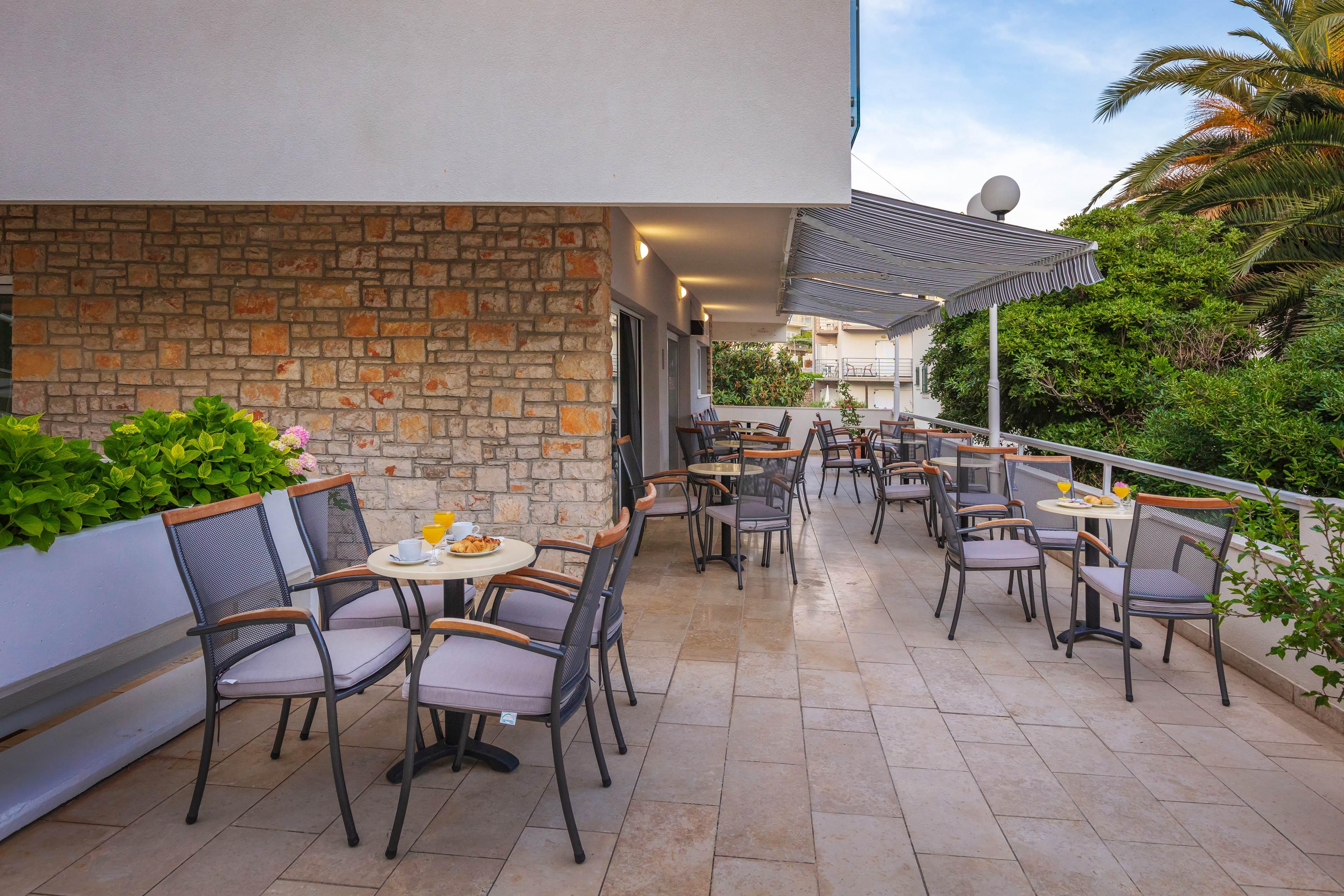Pharia Hotel And Apartments - By The Beach Hvar Town Kültér fotó
