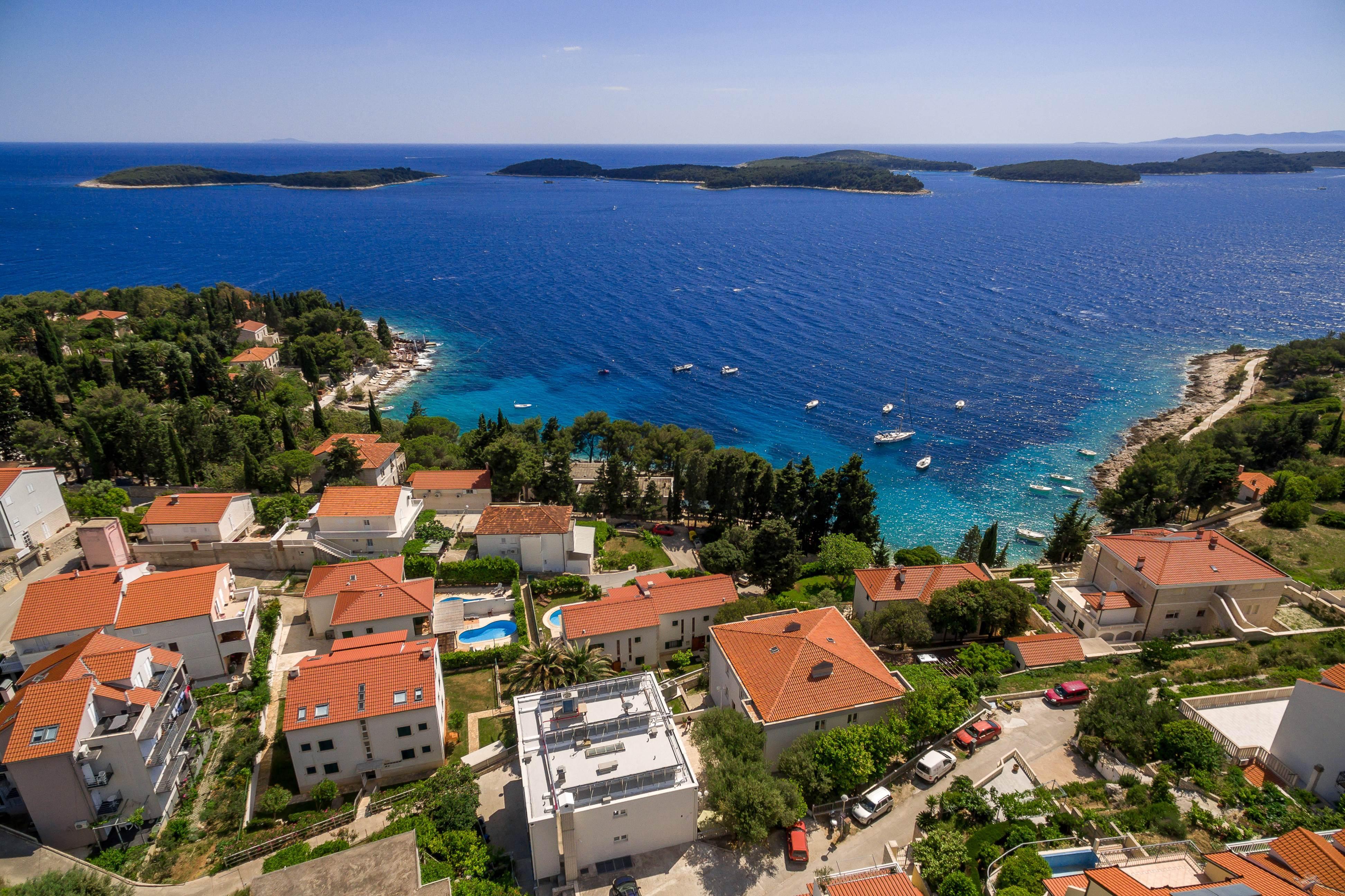Pharia Hotel And Apartments - By The Beach Hvar Town Kültér fotó