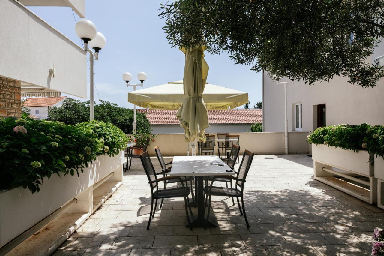 Pharia Hotel And Apartments - By The Beach Hvar Town Kültér fotó