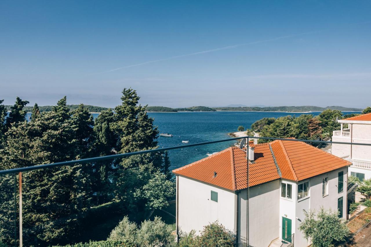 Pharia Hotel And Apartments - By The Beach Hvar Town Kültér fotó