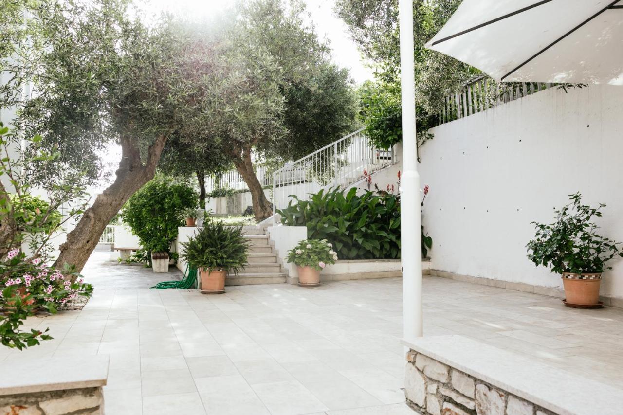 Pharia Hotel And Apartments - By The Beach Hvar Town Kültér fotó